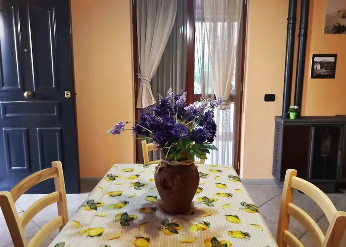 La Caldera Del Vesuvio Hotel *